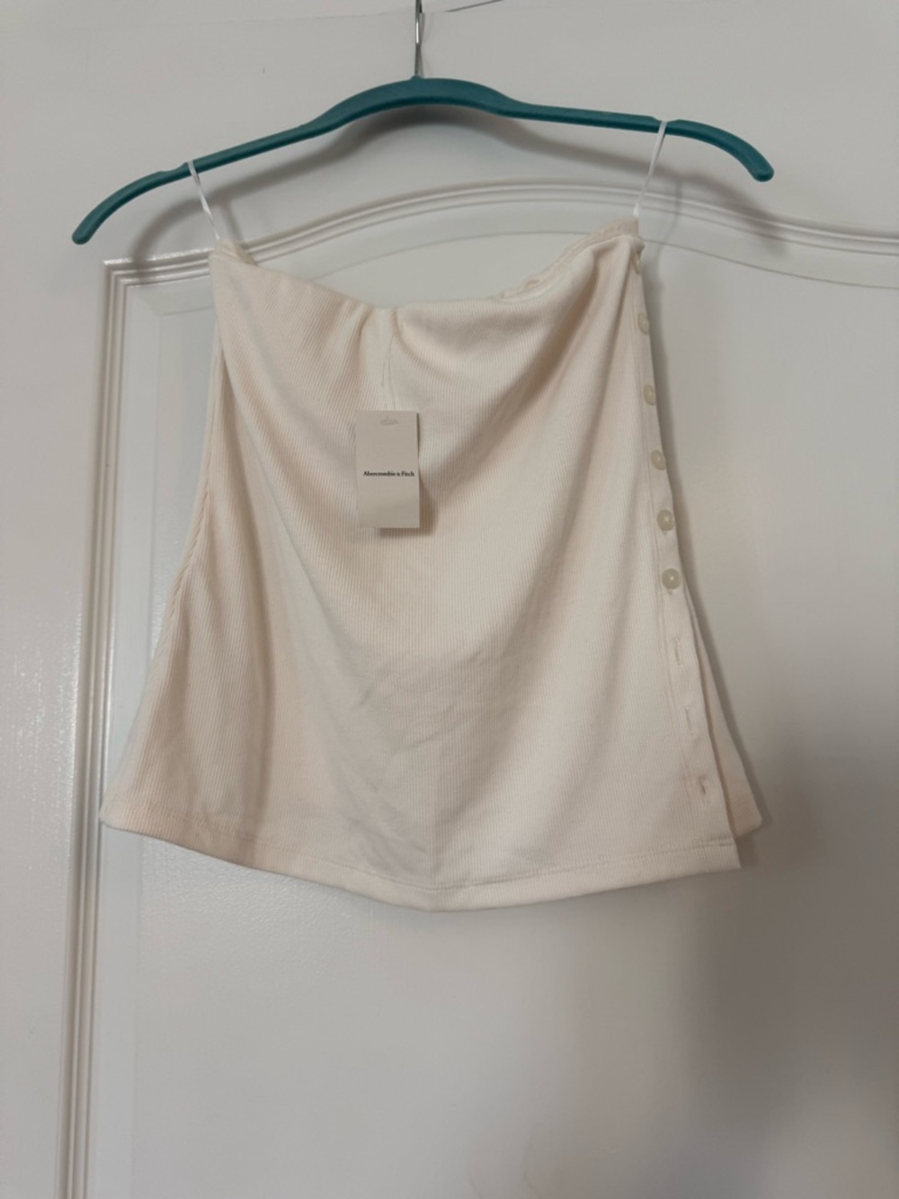 Abercrombie & Fitch Cream Ribbed Button-Trim Tank Top